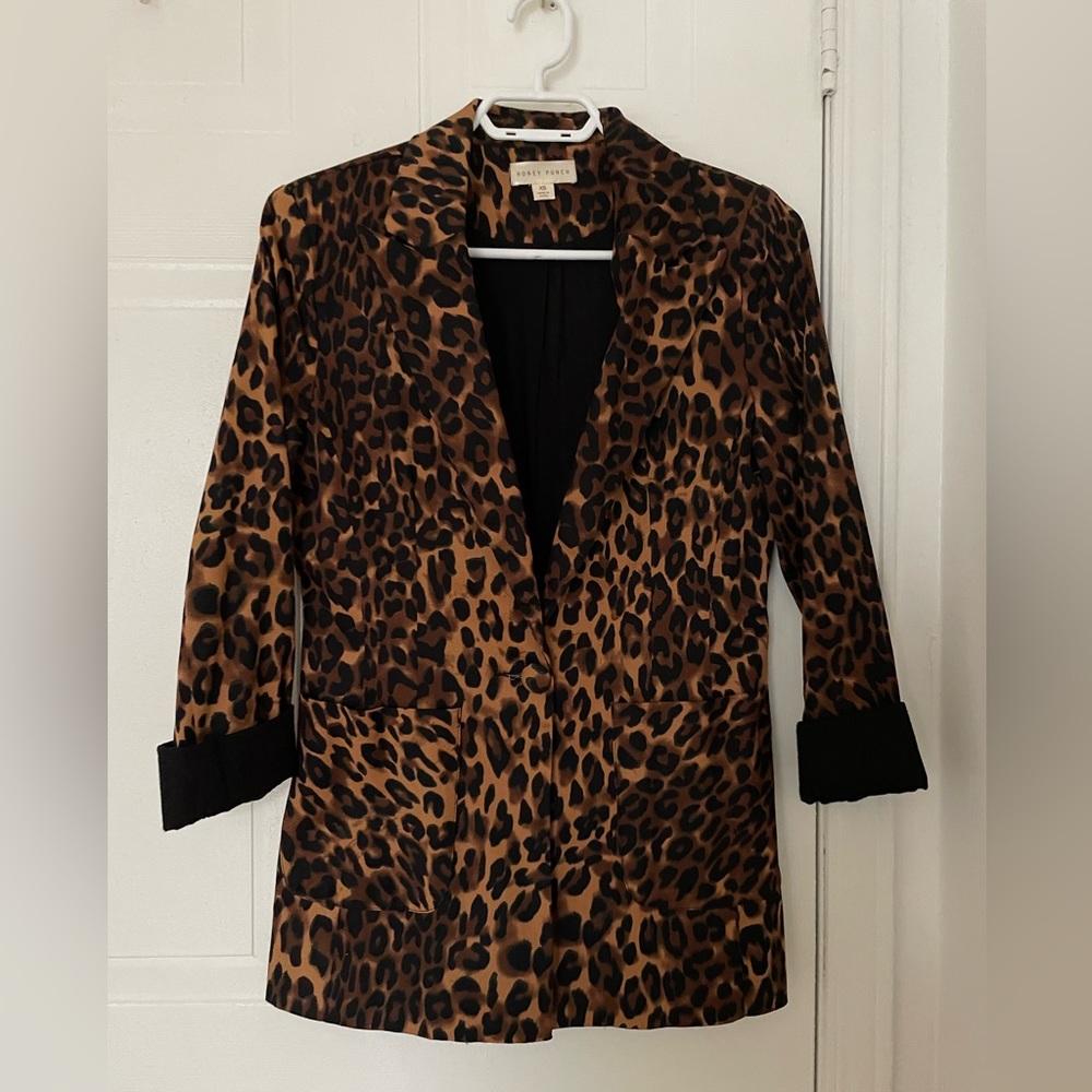 Honey punch leopard blazer
